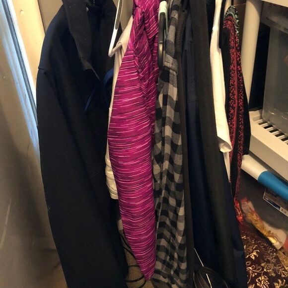 Mystery Clothing Lot Men’s & Women’s 30 Items - Picture 5 of 8